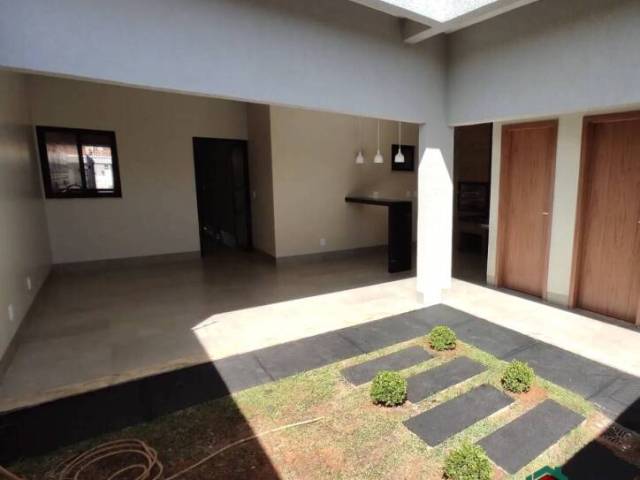 Casa para Venda em Goiânia - 3