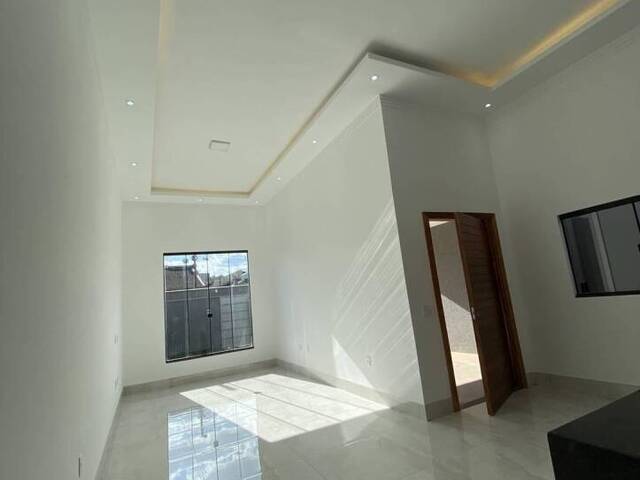 Casa para Venda em Aparecida de Goiânia - 3