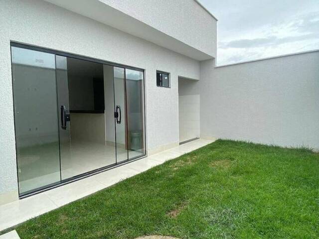 Casa para Venda em Aparecida de Goiânia - 3