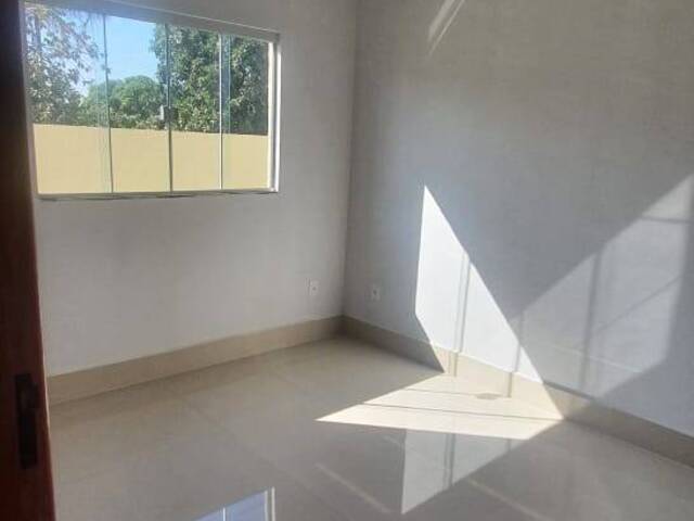 Casa para Venda em Aparecida de Goiânia - 4