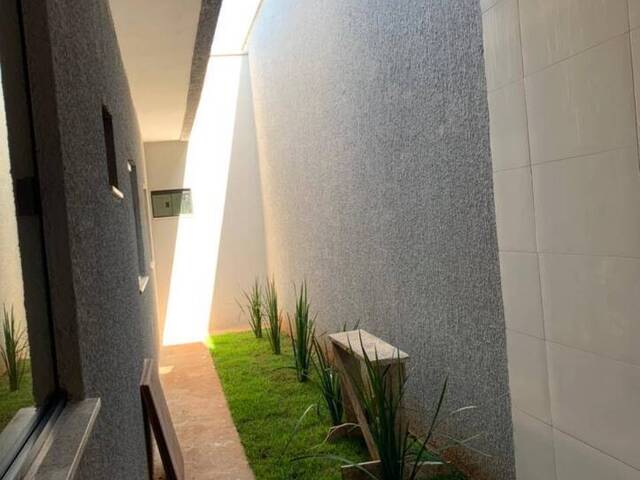 Casa para Venda em Goiânia - 3