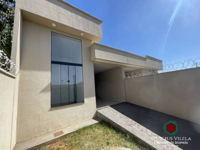 Casa para Venda em Aparecida de Goiânia - 2